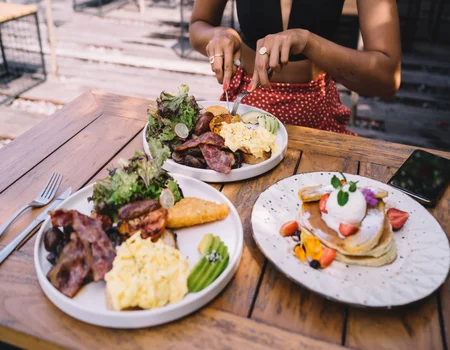 Le café « Pan y Mermelada » à Marbella